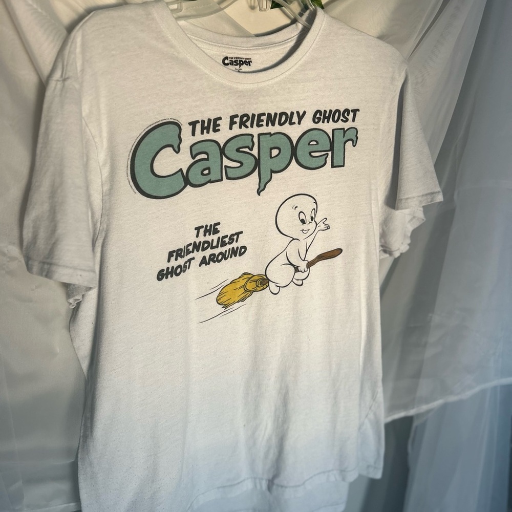 Oversized graphic tee